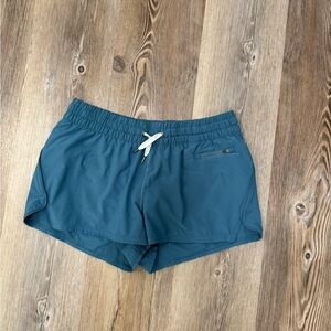 Women’s Vuori Teal Clementine Shorts